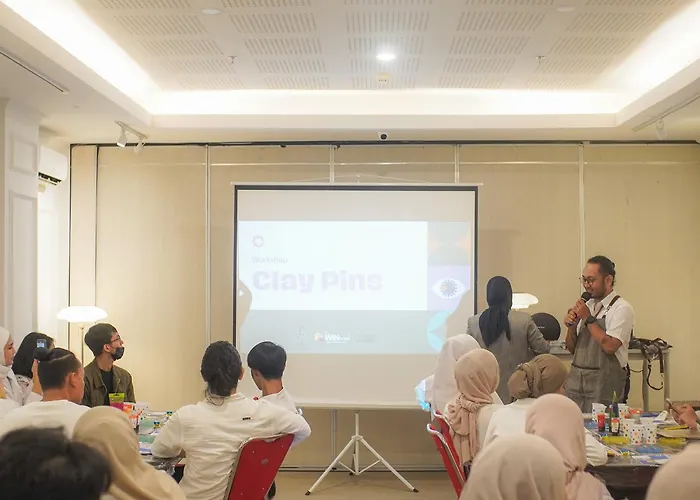 The Win Hotel Surabaya