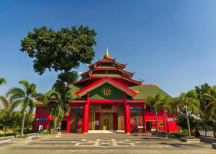 Hotel O Genteng Near Genteng Market Formerly Uno Hotel Surabaya